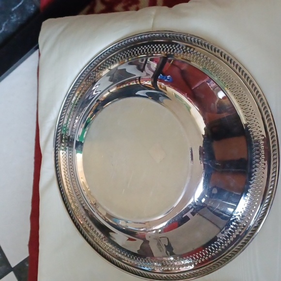 FB Rogers Silver Co Large Bowl, 10.25" - Picture 2 of 6